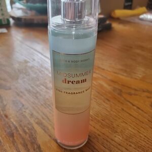 Bath & Body Works Midsummer Dream Mist - Blue and Pink